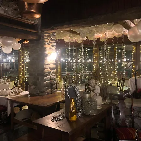 Ristorante Degli Angioli Hotel *