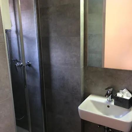 Hotell Garni Degli Angioli *