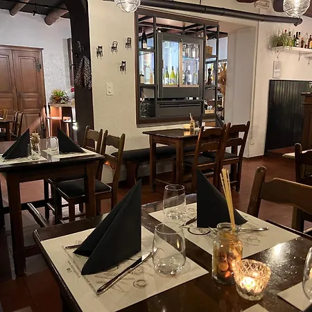 Ristorante Degli Angioli Hotel *
