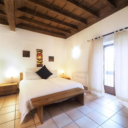Hotel Ristorante Degli Angioli *