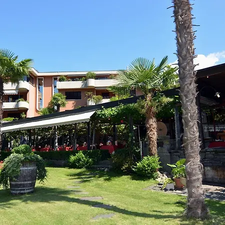 Ristorante Degli Angioli Hotel *